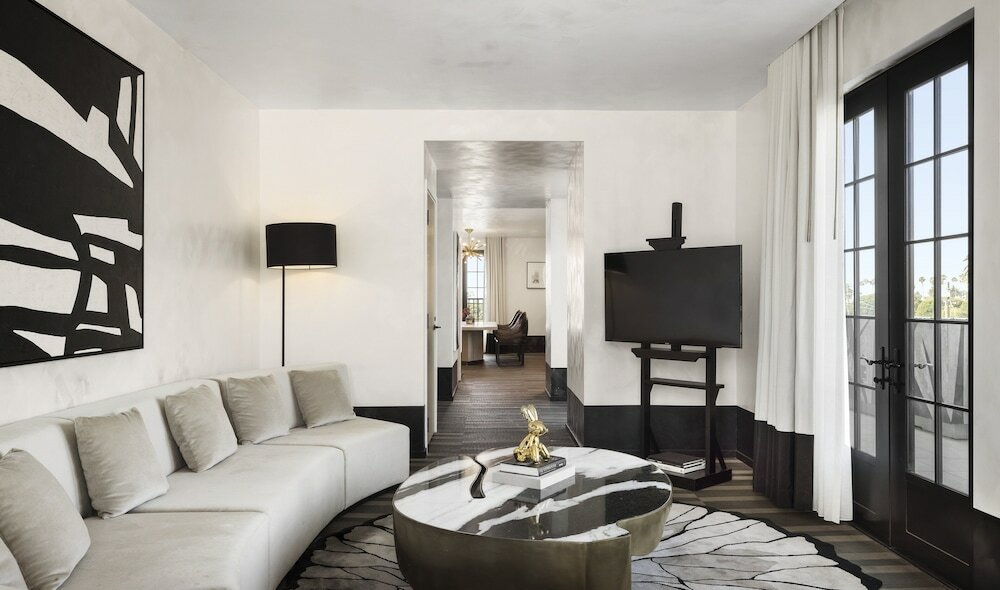 Фото Kimpton La Peer Hotel