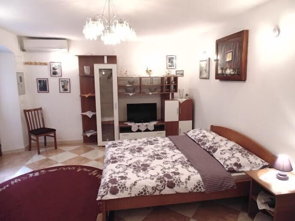 Фото Guest house Jeljenic