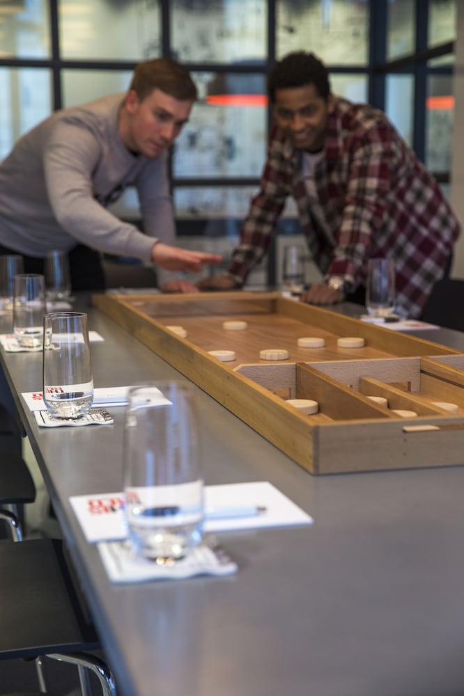 Фото Radisson Red Brussels