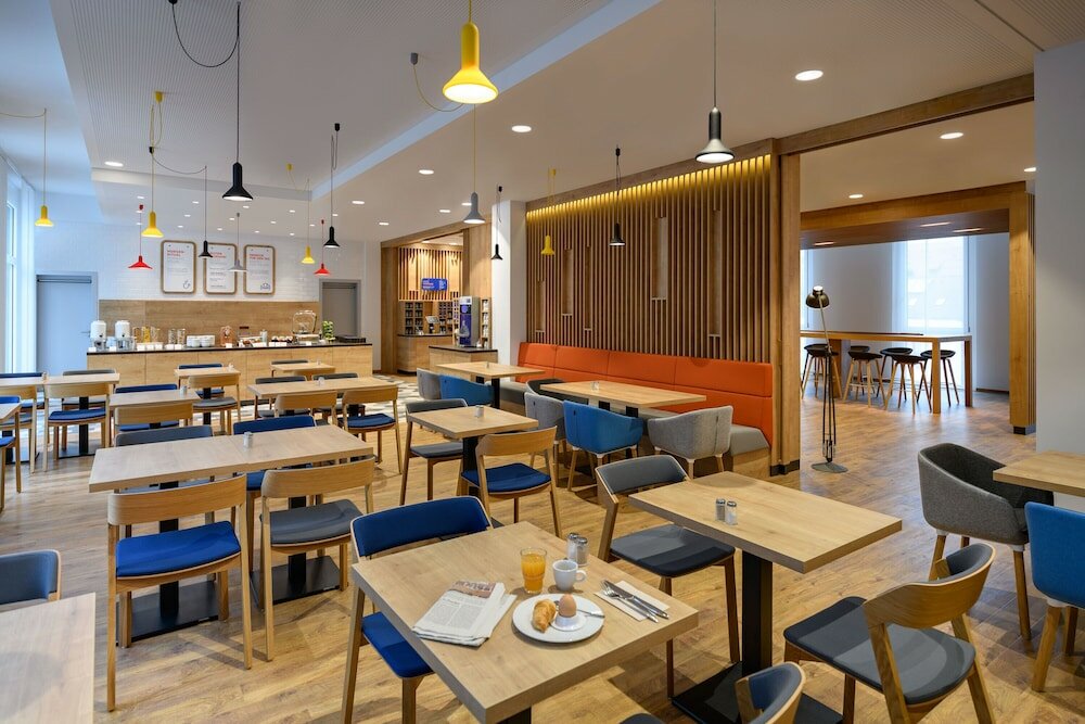 Фото Holiday Inn Express Goettingen, an Ihg Hotel