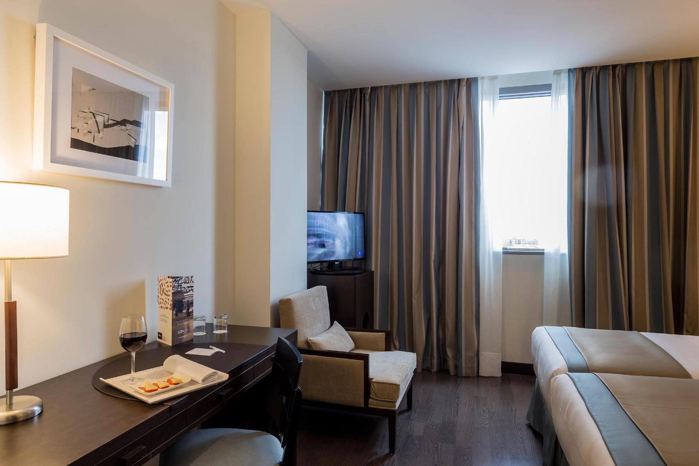 Фото Lcb Hotel Fuenlabrada