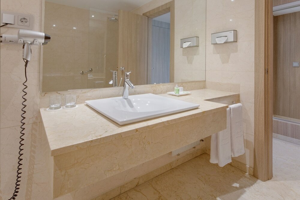 Фото Nh Ciudad de Zaragoza