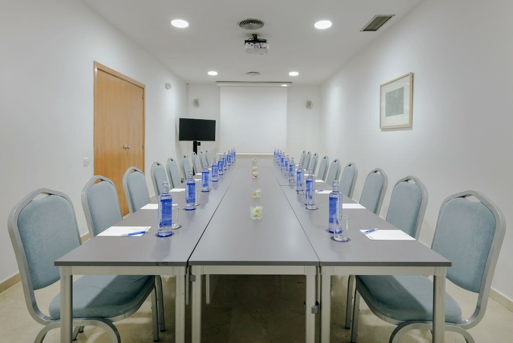 Фото Hotel Catalonia Barcelona Beach