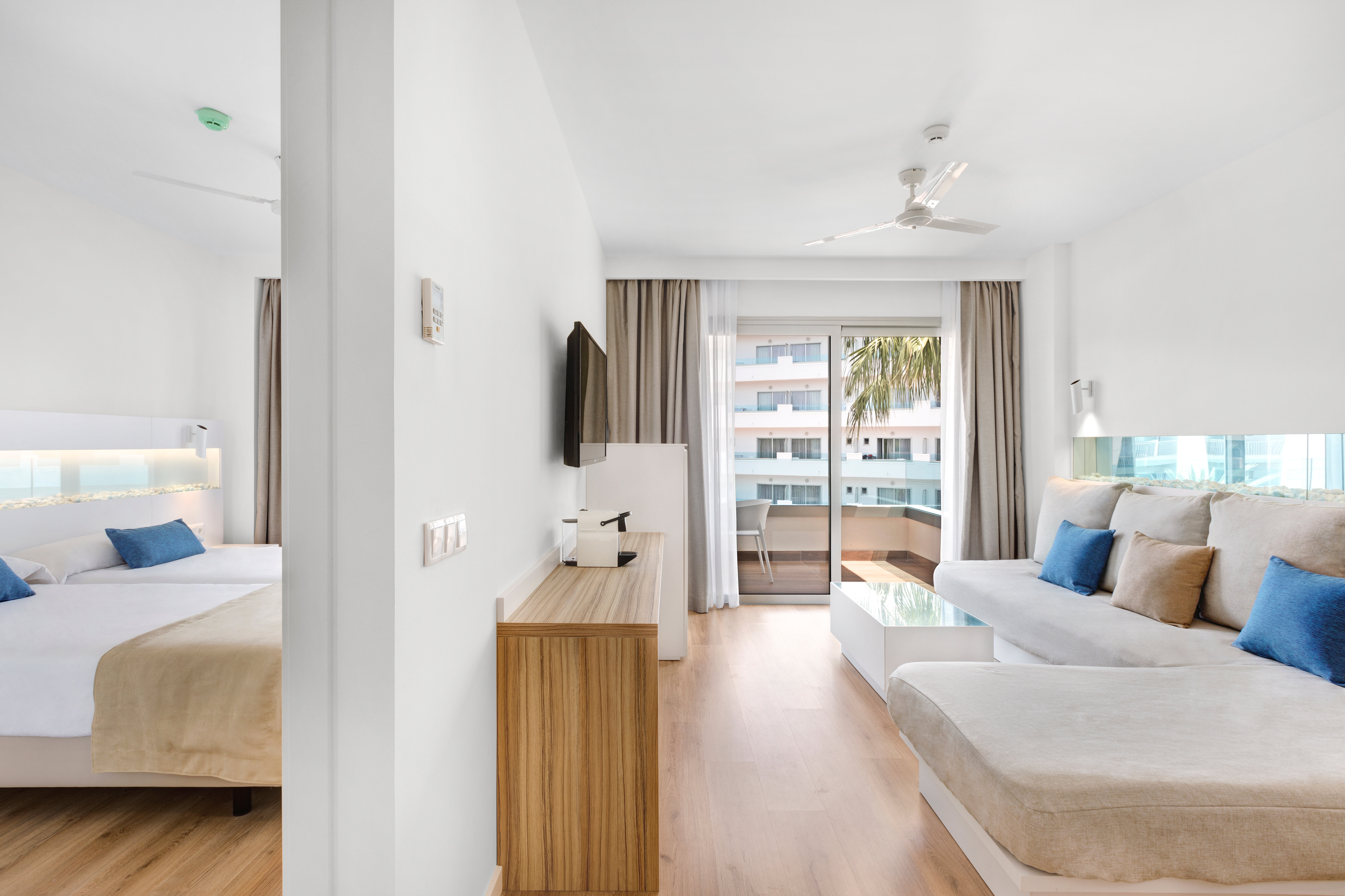 Фото Hotel Metropolitan Playa