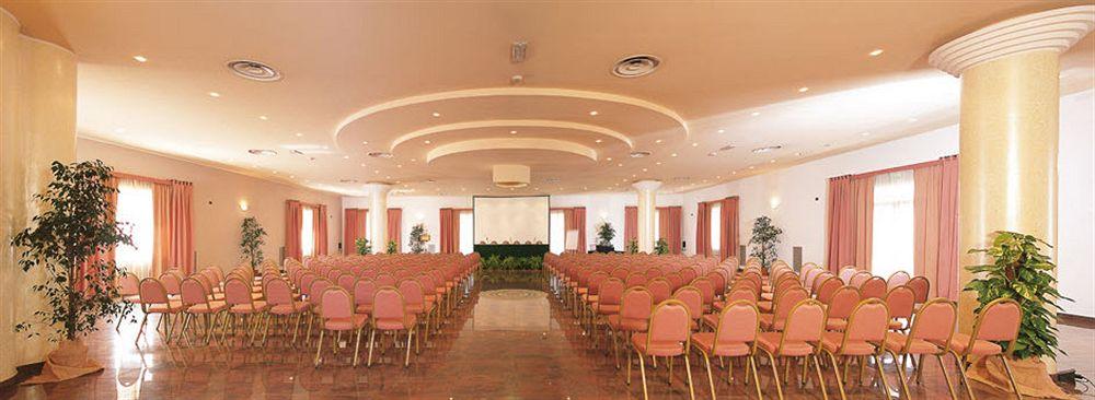 Фото Pamaran Hotel