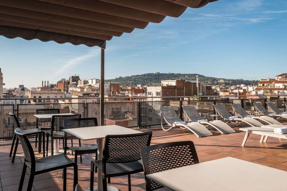 Фото Petit Palace Eixample