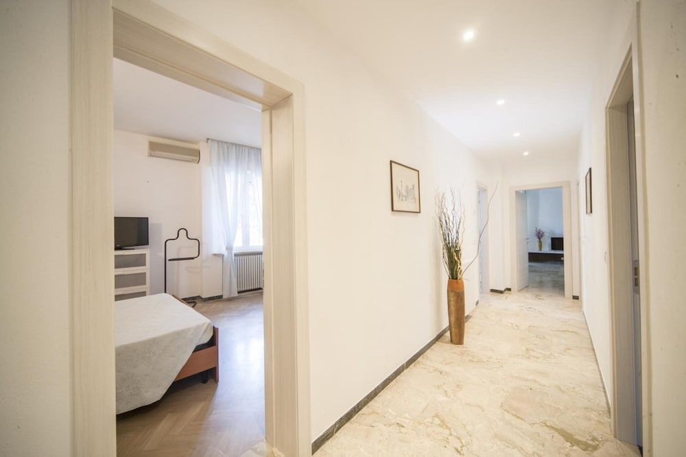 Фото Hotel Colombo