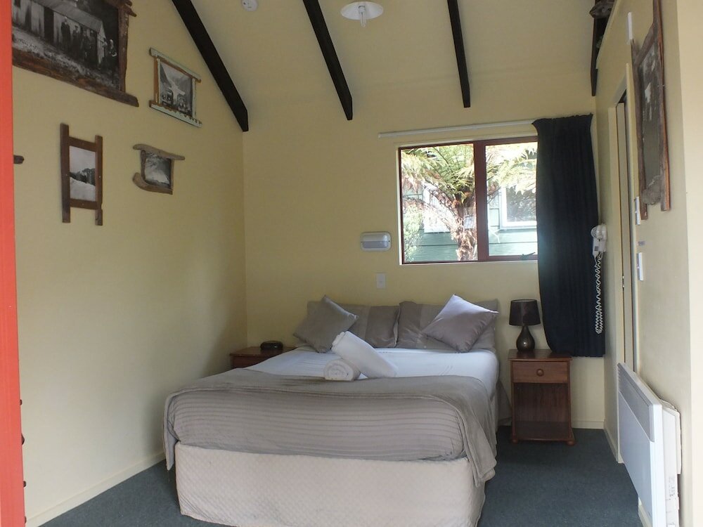 Фото Glow Worm Accommodation