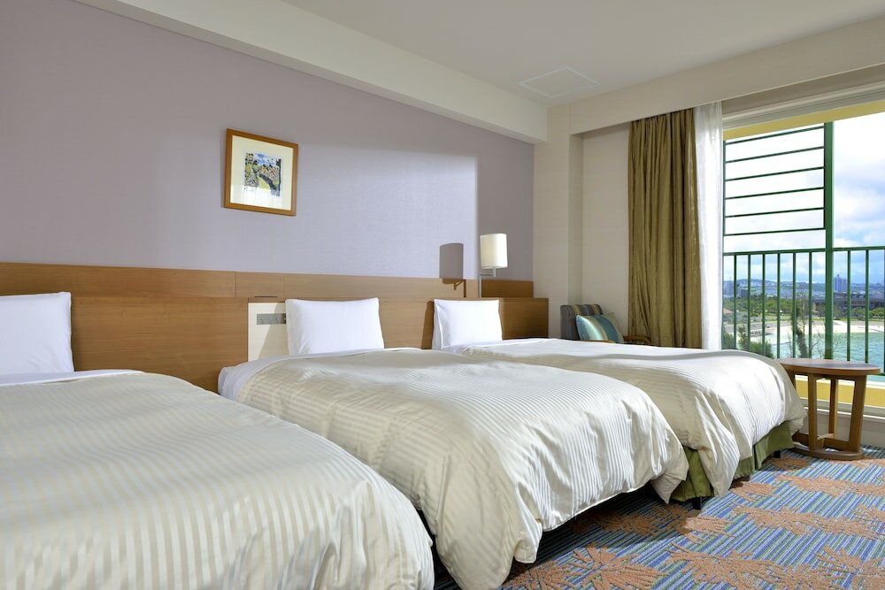 Фото Vessel Hotel Campana Okinawa