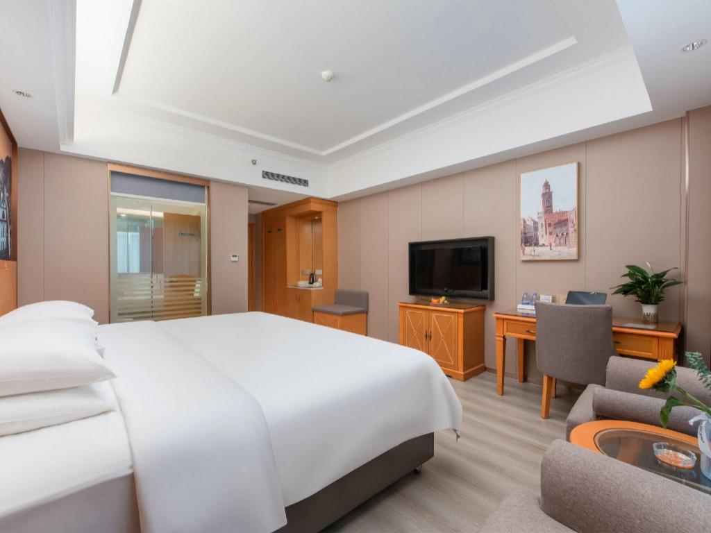 Фото Vienna Hotel