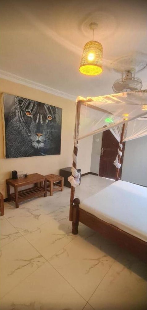 Фото Nungwi House