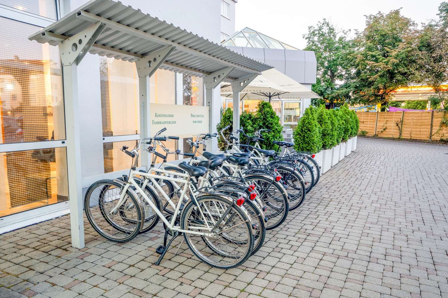 Фото Qu Hotel Augsburg