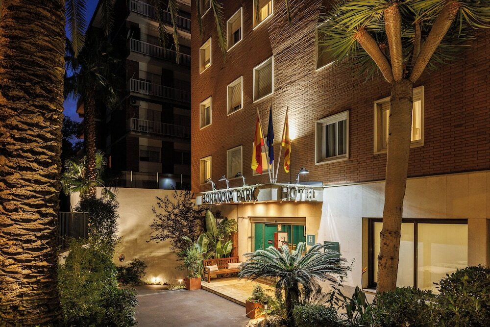 Фото Hotel Bonanova Park
