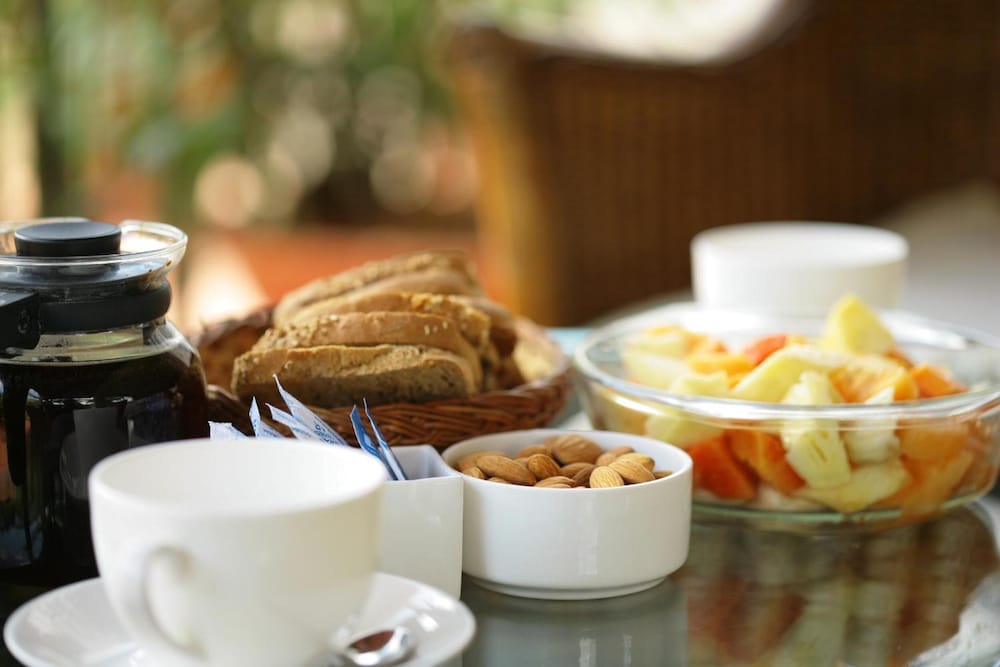 Фото JüSTa Off MG Road