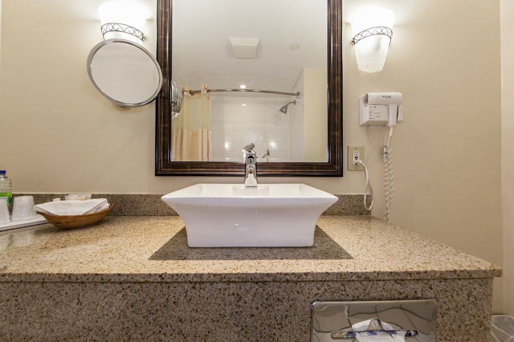 Фото Radisson Hotel Montreal Airport