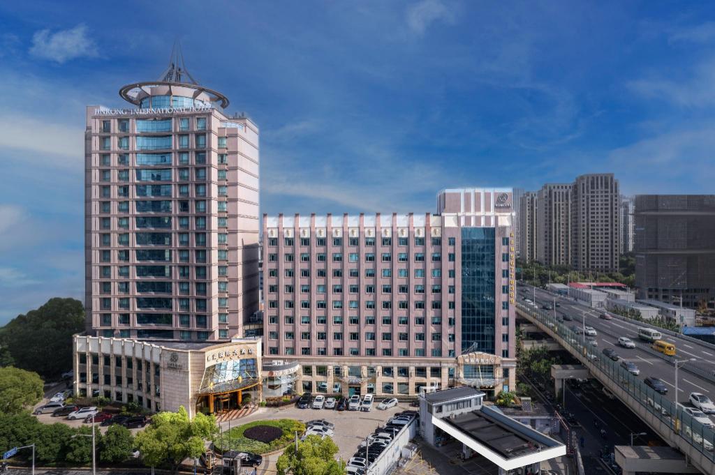 Фото Jinrong International Hotel