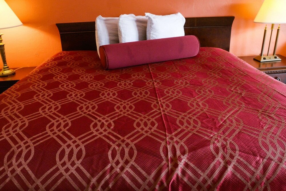 Фото Econo Lodge North