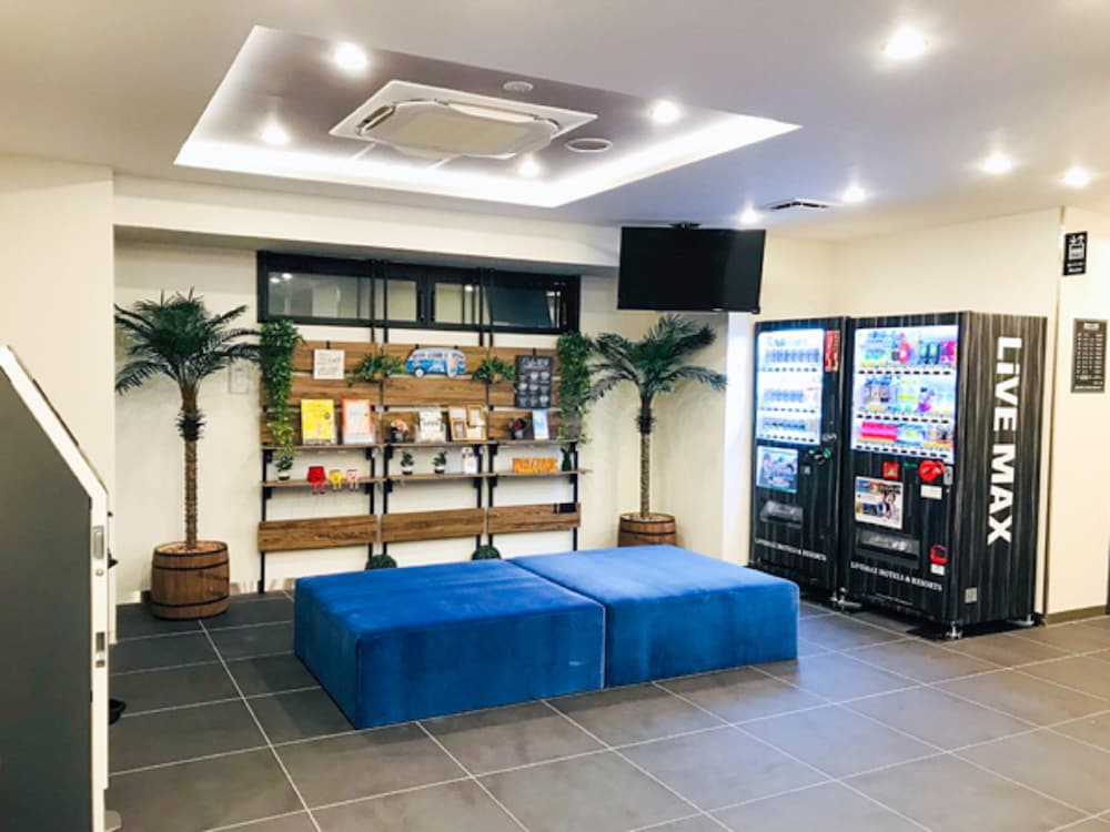 Фото Hotel LiVEMAX Umeda West
