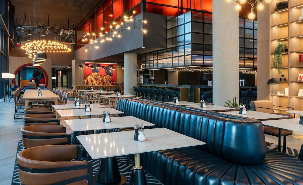 Фото Radisson Red Johannesburg Rosebank