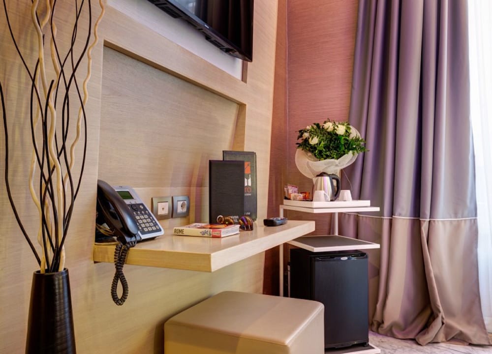 Фото Dharma Luxury Hotel