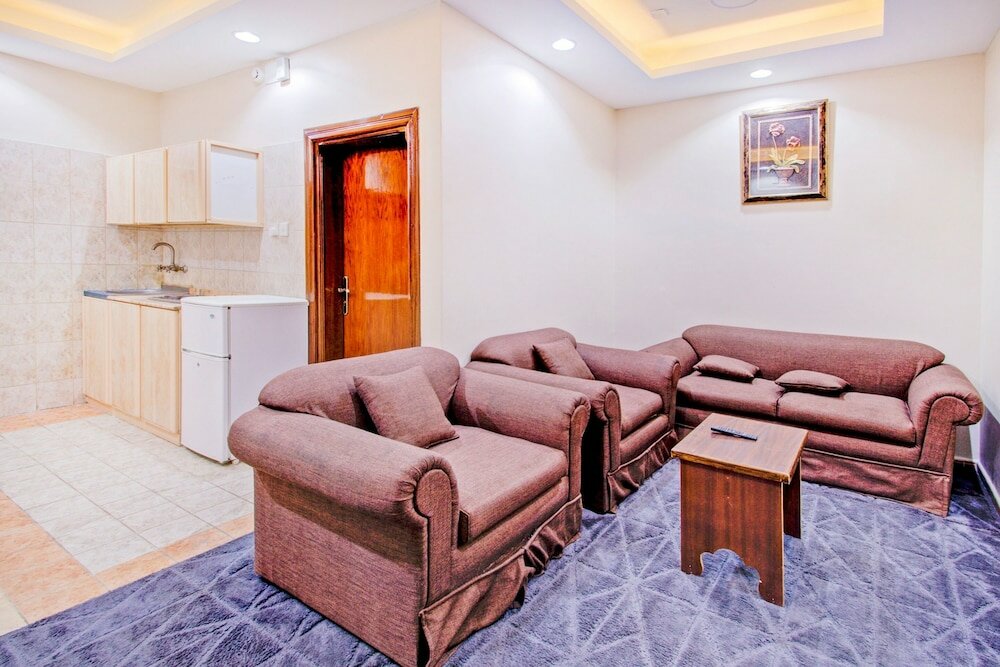 Фото Oyo 595 Aali For Residental Units