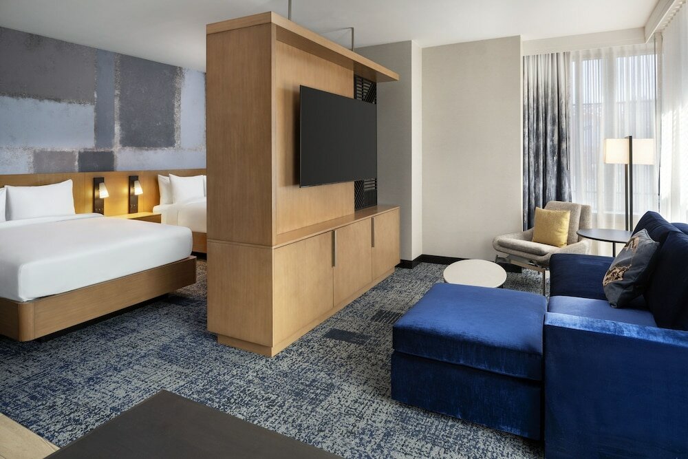 Фото Courtyard by Marriott Los Angeles L. A. Live