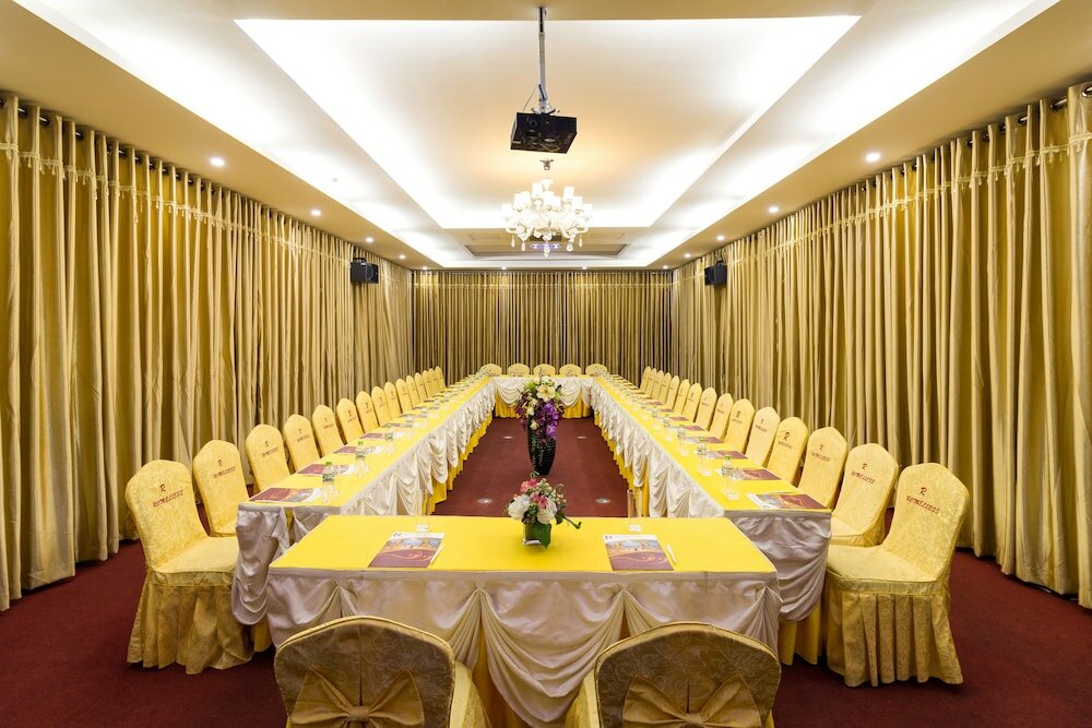 Фото Romeliess Hotel