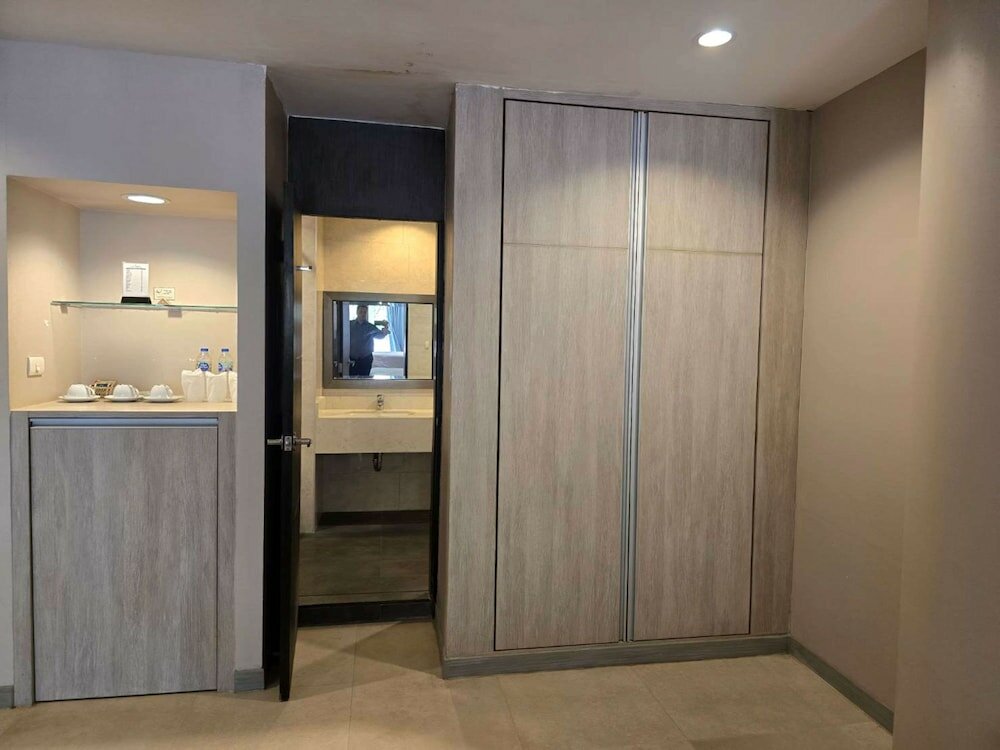 Фото Hotel Tropicana Pattaya