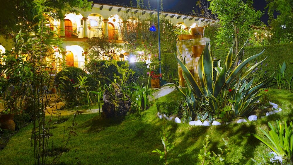 Фото Capital O Hotel Rincon Del Arco