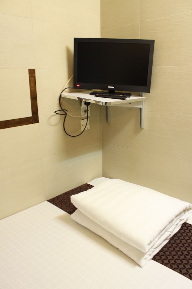 Фото Osaka Hostel