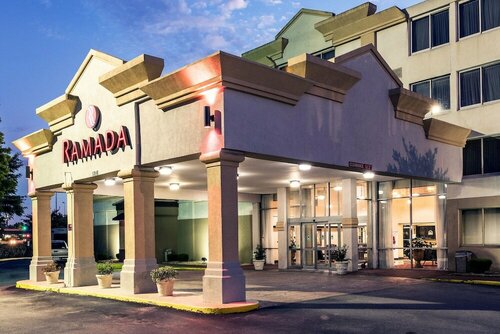 Гостиница Ramada by Wyndham Birmingham Airport в Бирмингеме