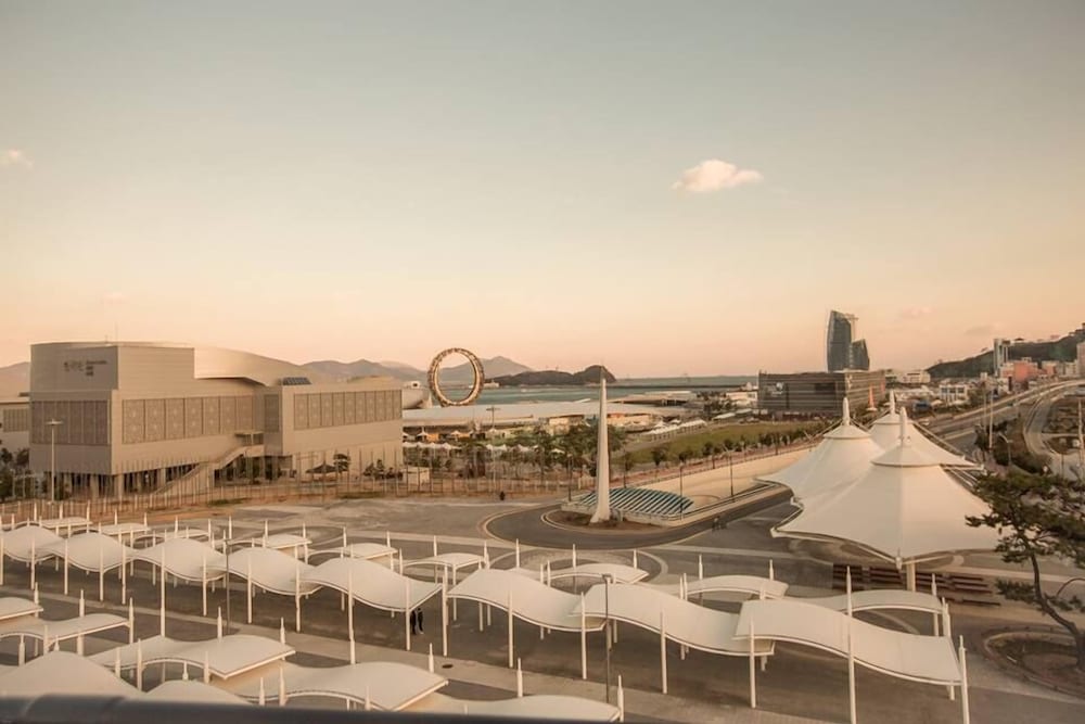 Фото Paulownia Hostel & Guest House