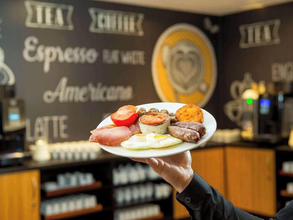 Фото Novotel London West