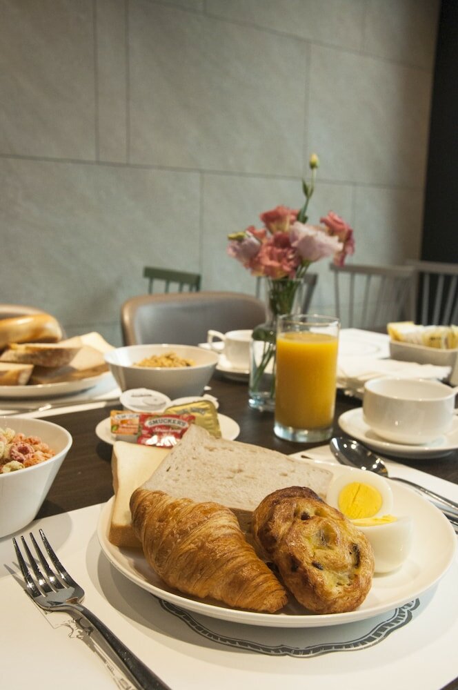 Фото G2 Hotel Myeongdong