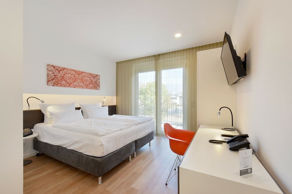 Фото K-Apart Hotel & Boardinghouse