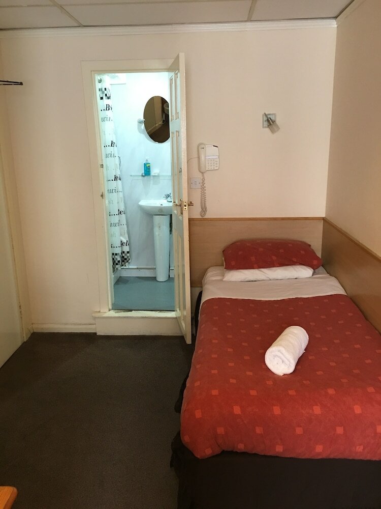 Фото Smiths Hotel