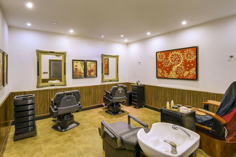 Фото Mayfair Waves