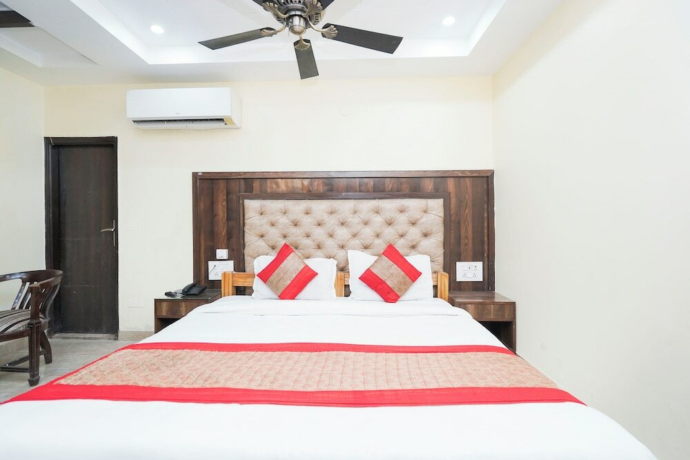 Фото Jyoti Mahal A Heritage Hotel