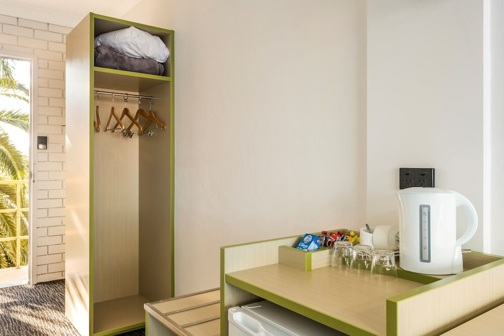 Фото Boomerang Hotel