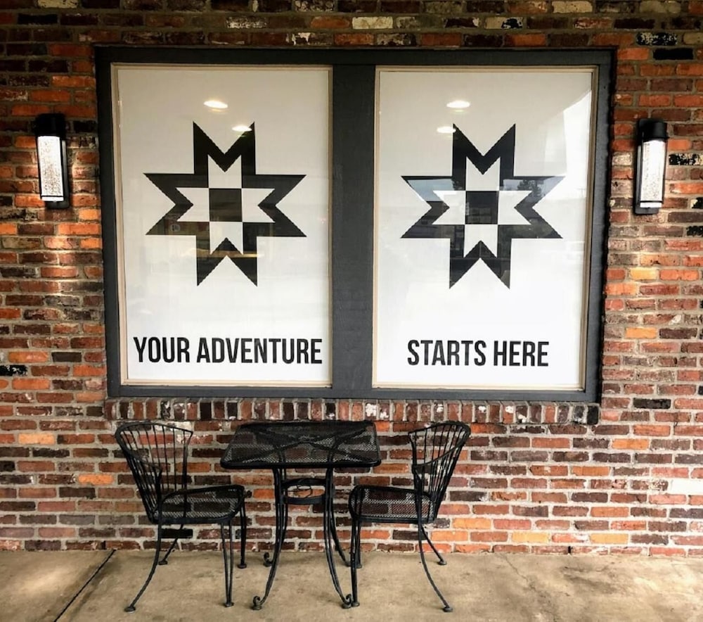 Фото The Maverick Hotel Eugene near University