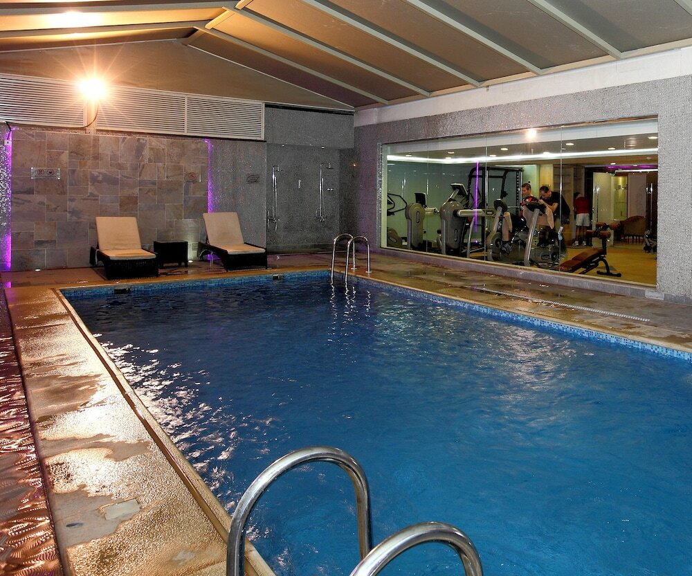 Фото Novotel Suites