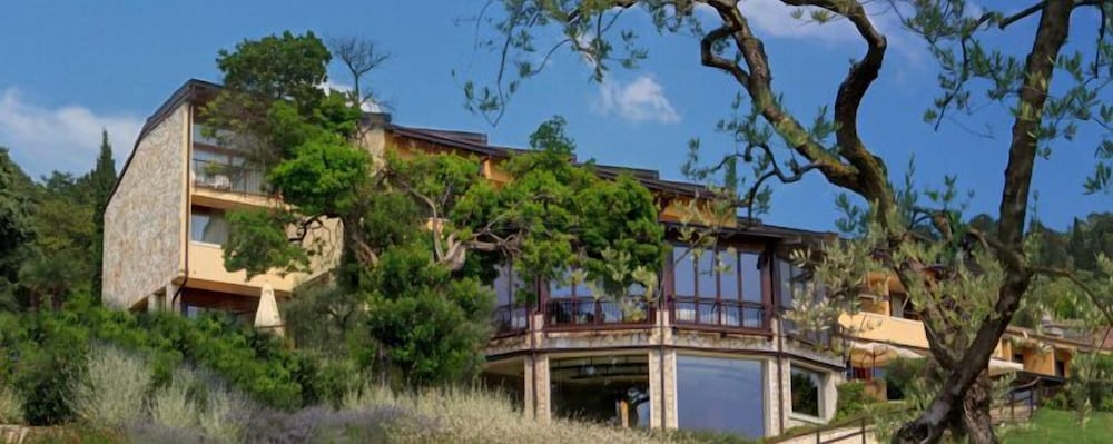 Фото Poiano Resort Hotel & Apartments