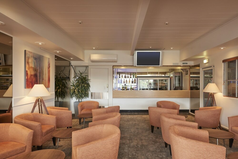 Фото Auckland Rose Park Hotel