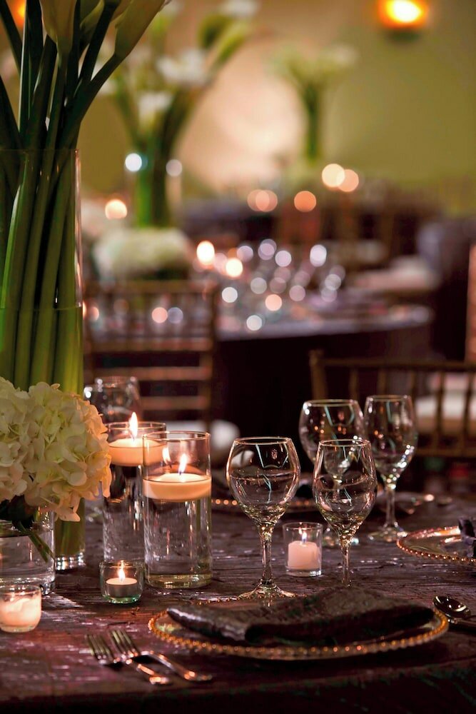 Фото Renaissance New Orleans Pere Marquette French Quarter Area Hotel