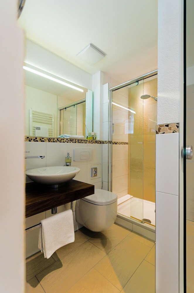 Фото Hotel Schwanen Metzingen