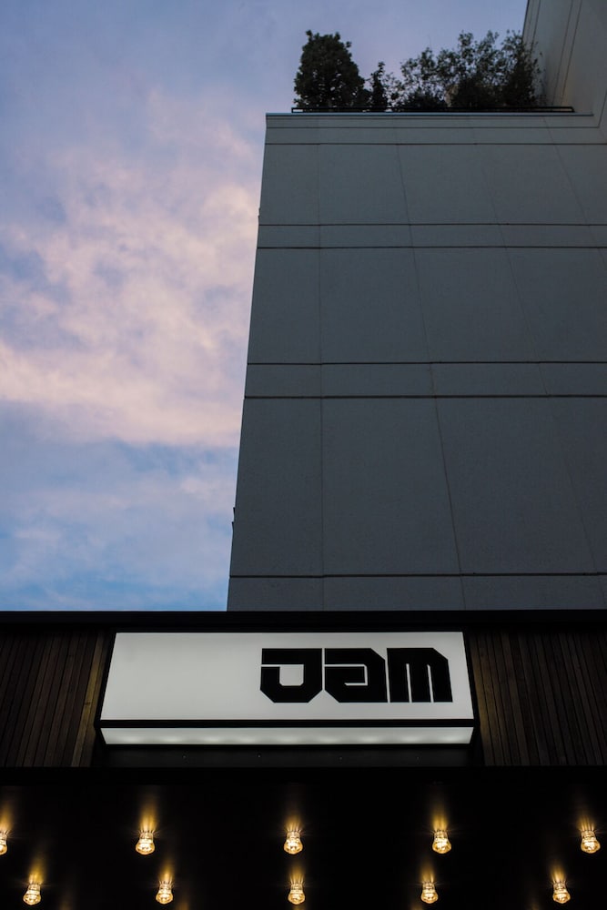 Фото Jam Hotel