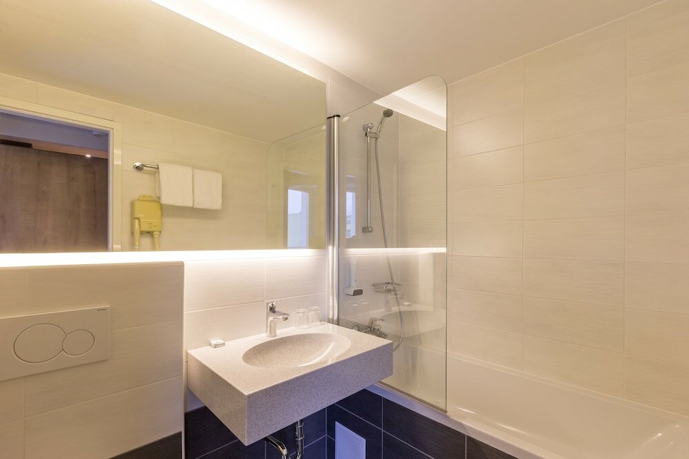 Фото M Hotel Ljubljana