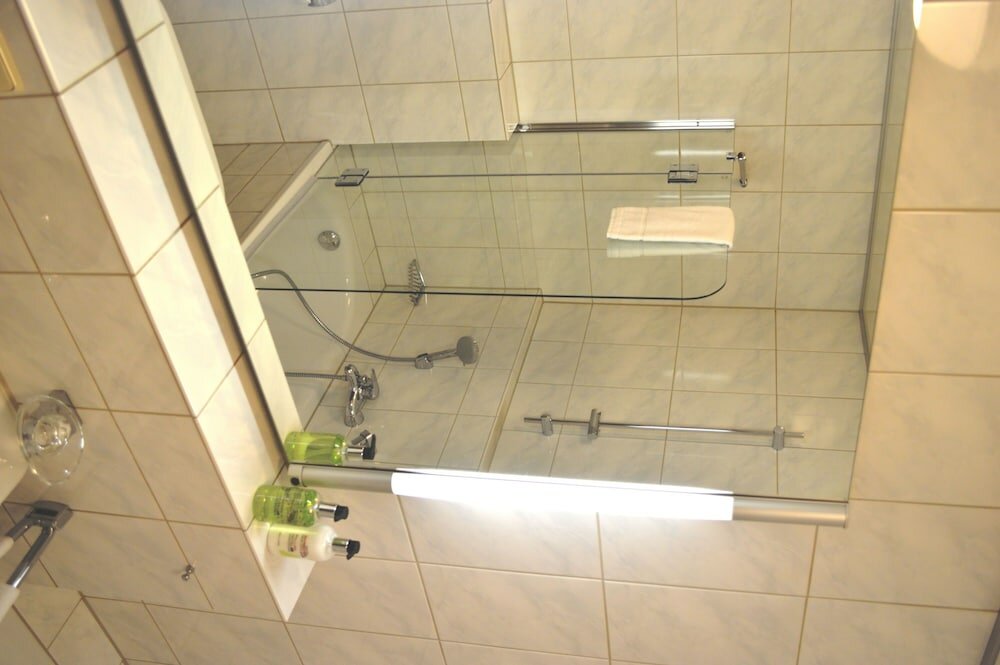 Фото Hotel Bayrischer Hof