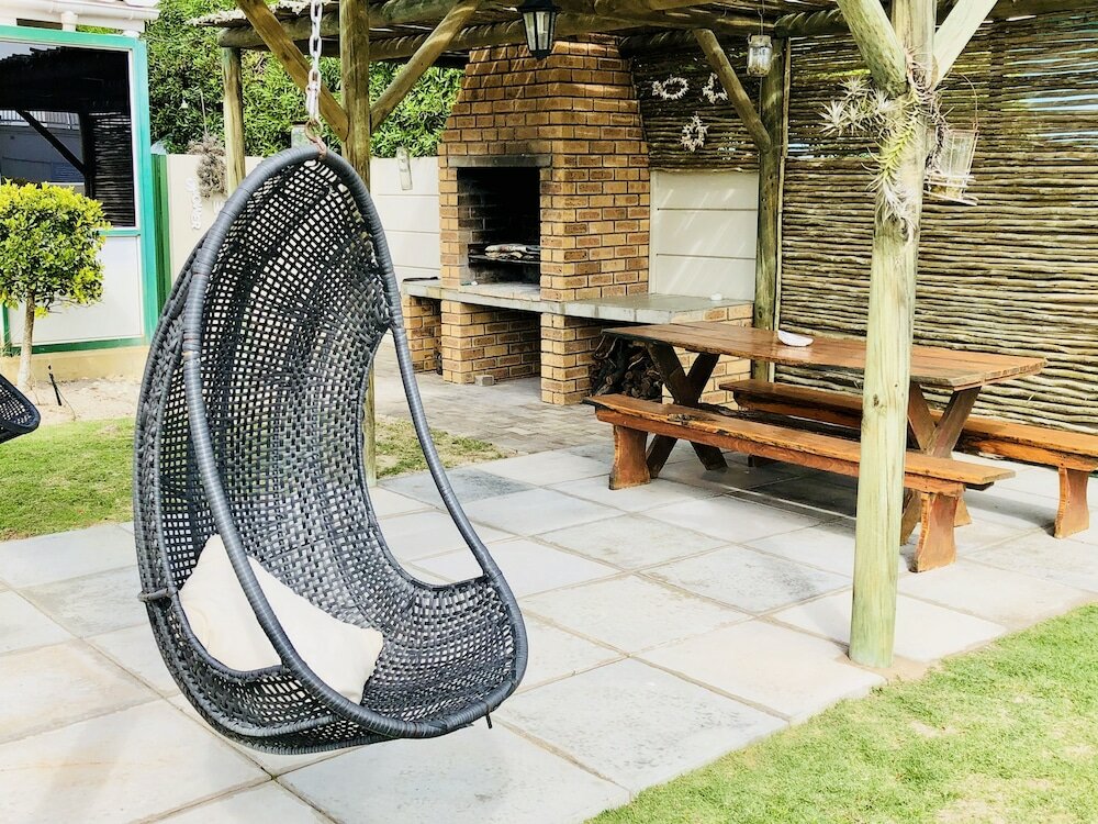 Фото Sandra's Guest House