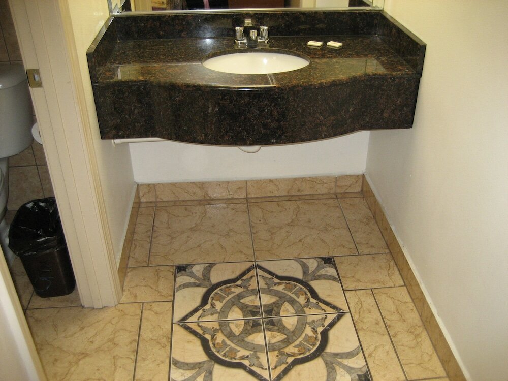 Фото Tower Motel Long Beach